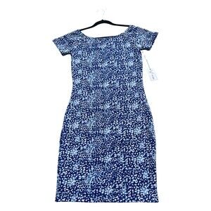 GO COCO Women's Blue and White Printed Dress Size M